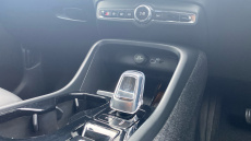 Volvo XC40 2.0 B4P Ultra Dark 5dr Auto Petrol Estate